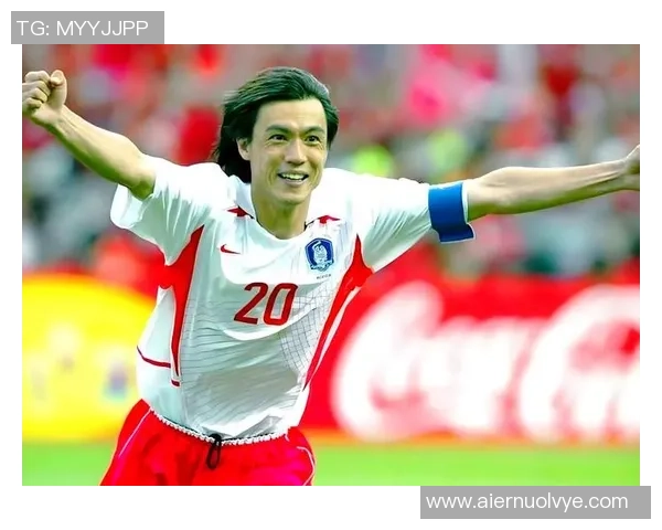 逆境中的荣耀：一位足球明星的奋斗与重生之路